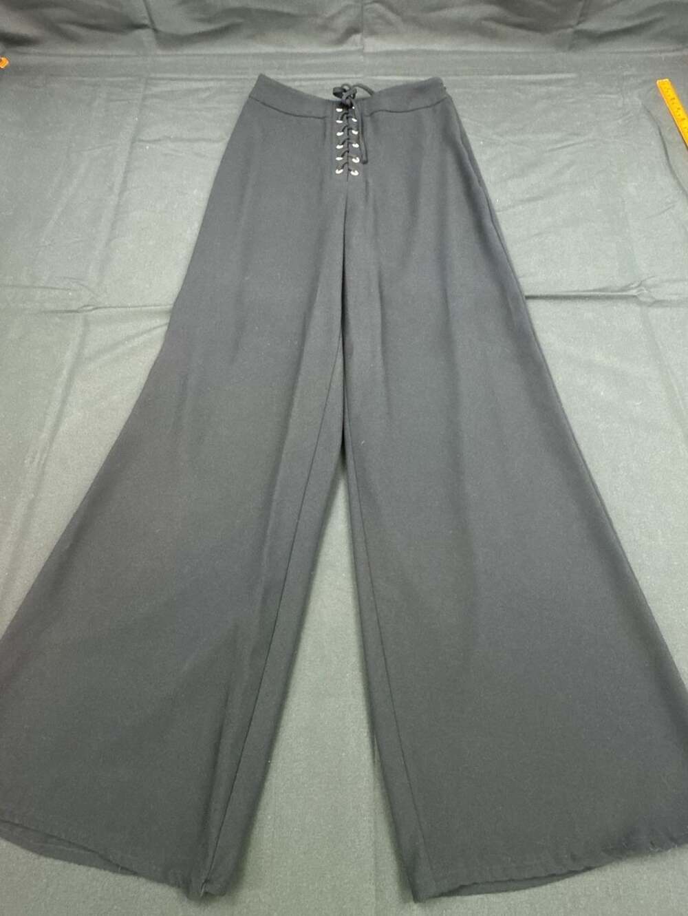 Forever 21 Wide Leg Trousers Size s Black Lace-Up Front
